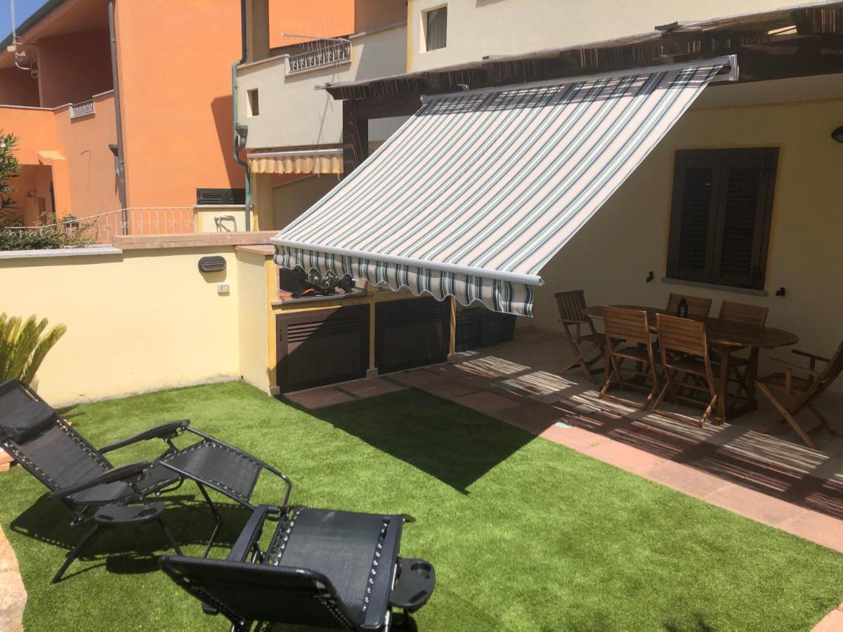 Lucrezia Apartment Valledoria  Buitenkant foto