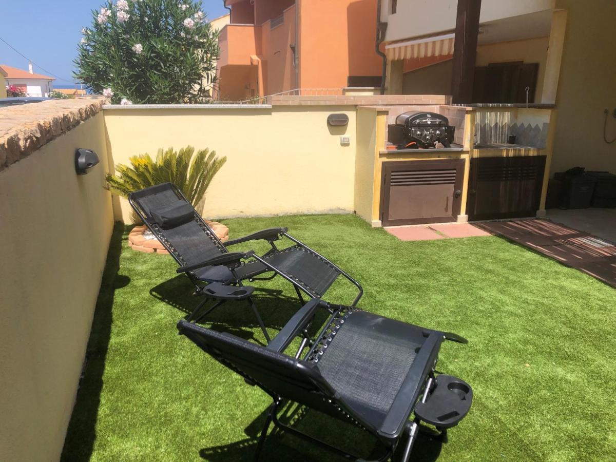 Lucrezia Apartment Valledoria  Buitenkant foto