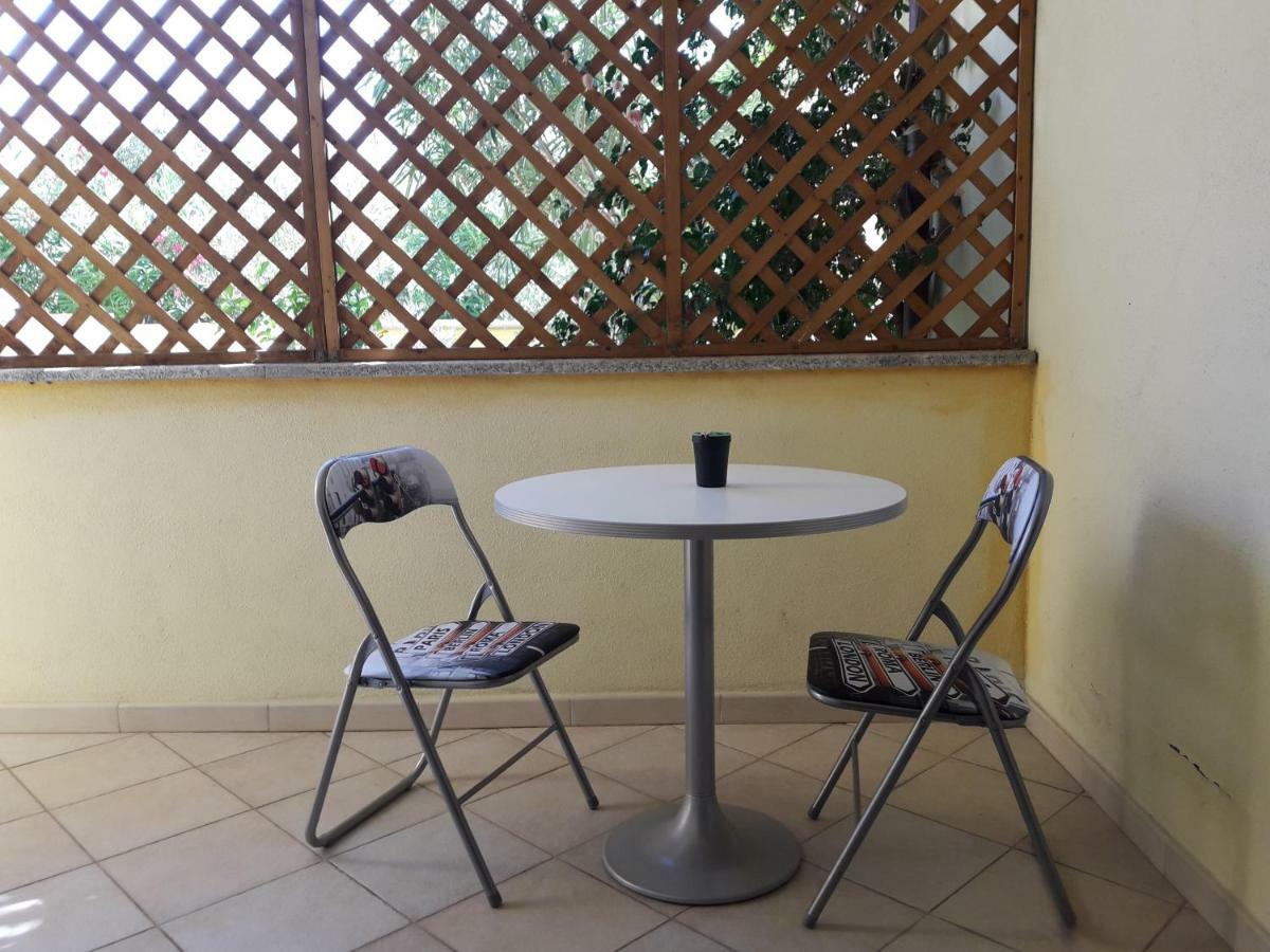 Lucrezia Apartment Valledoria  Buitenkant foto