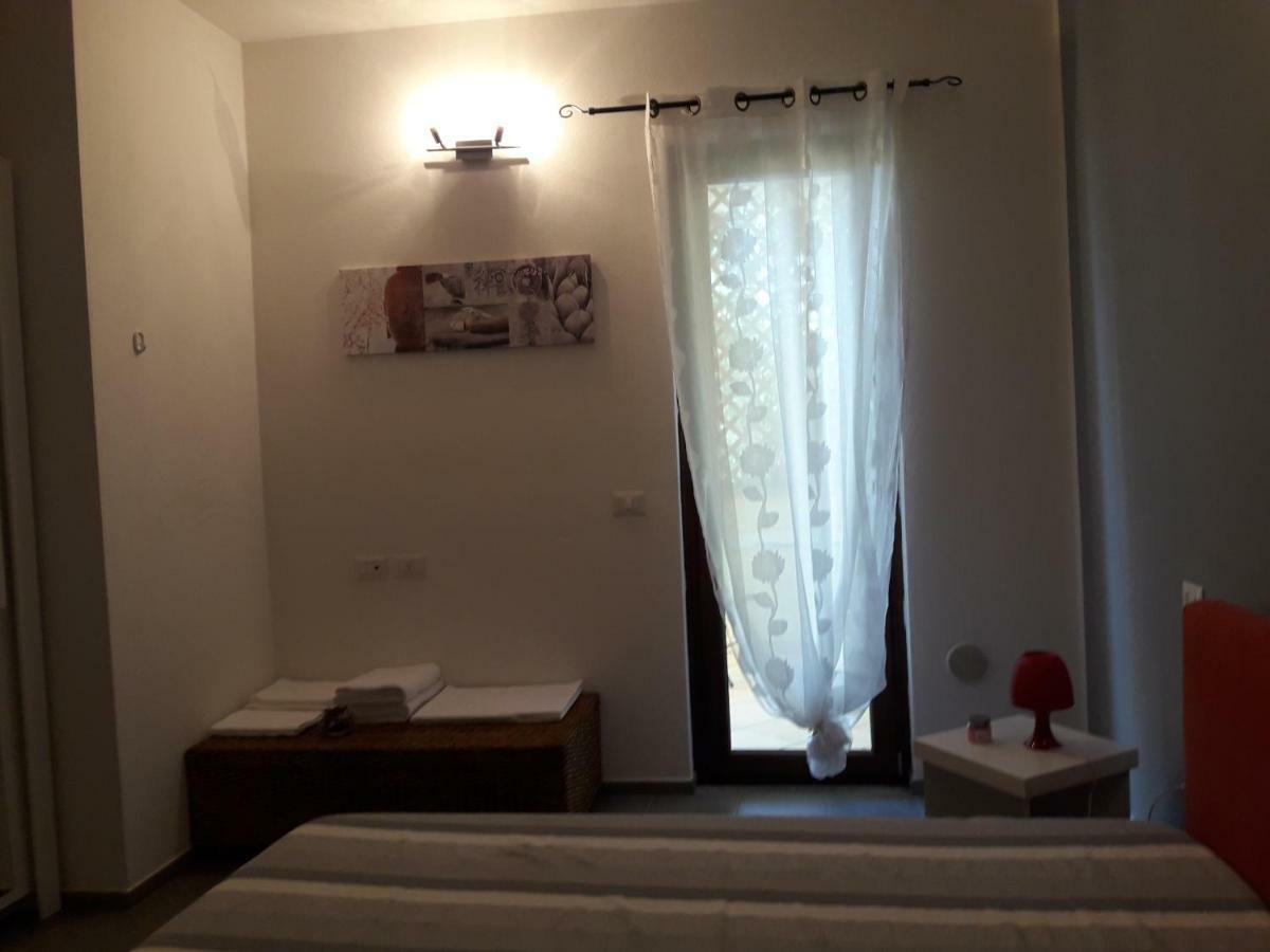 Lucrezia Apartment Valledoria  Buitenkant foto