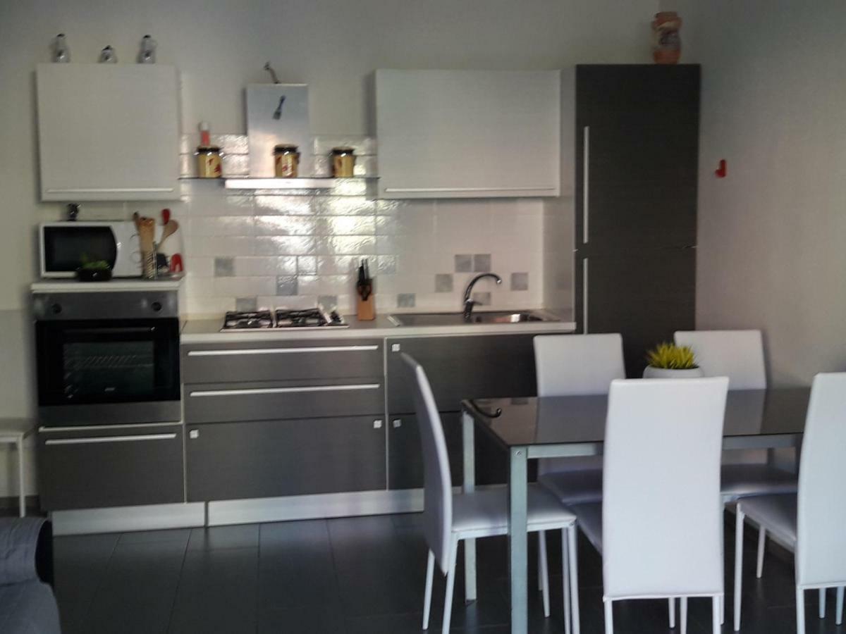 Lucrezia Apartment Valledoria  Buitenkant foto